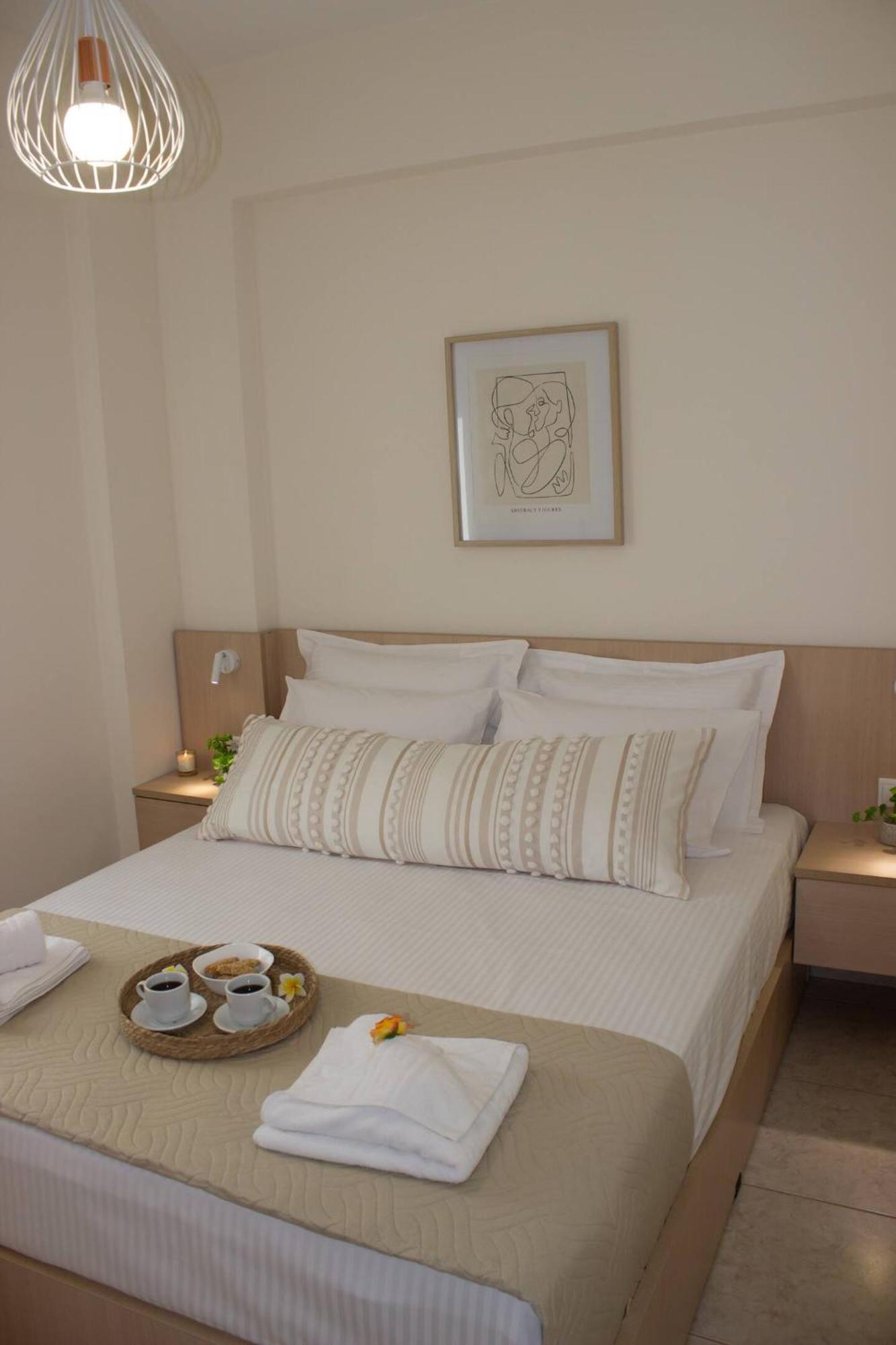 Maistro Suites With Pool, Matala Екстериор снимка